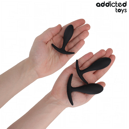 ADDICTED TOYS SET DE 3 PLUG ANAL SILICONA MODELO 2