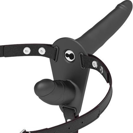 FETISH SUBMISSIVE HARNESS DOBLE PENETRACION VIBRADOR NEGRO