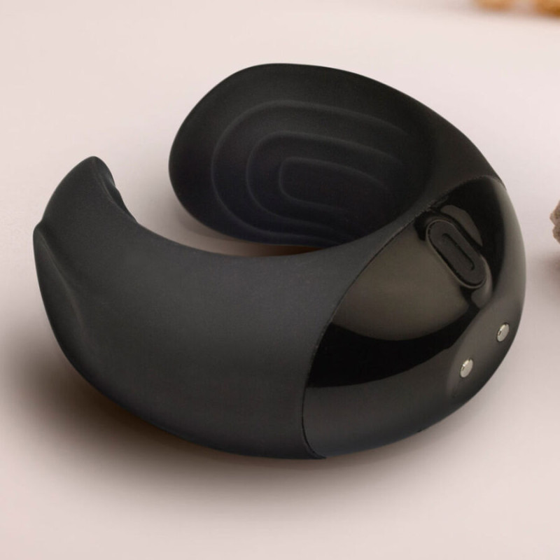 ROCKS OFF ECHO MASTURBADOR VIBRADOR NEGRO
