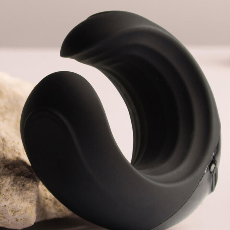 ROCKS OFF ECHO MASTURBADOR VIBRADOR NEGRO