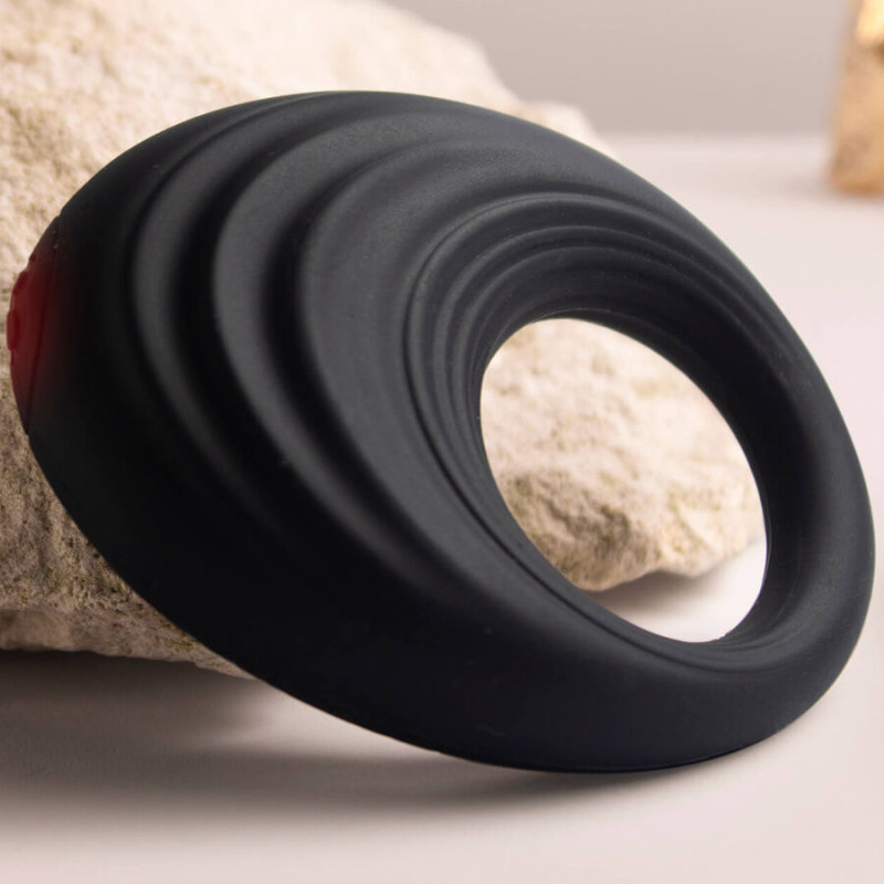 ROCKS OFF SPIRE ANILLO VIBRADOR PARA EL PENE NEGRO