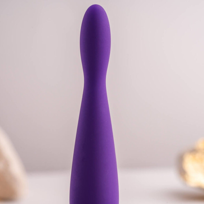 ROCKS OFF PETITE SENSATIONS TEAZER PLUG ANAL VIBRADOR MORADO