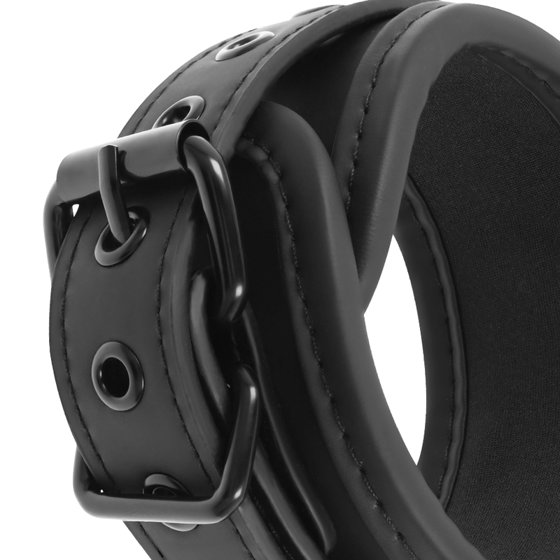 FETISH SUBMISSIVE COLLAR Y ESPOSAS CUERO VEGANO CON FORRO DE NEOPRENO