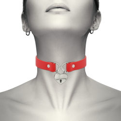 COQUETTE CHIC DESIRE COLLAR CUERO VEGANO ROJO ACCESORIO CORAZON CON LLAVE 2