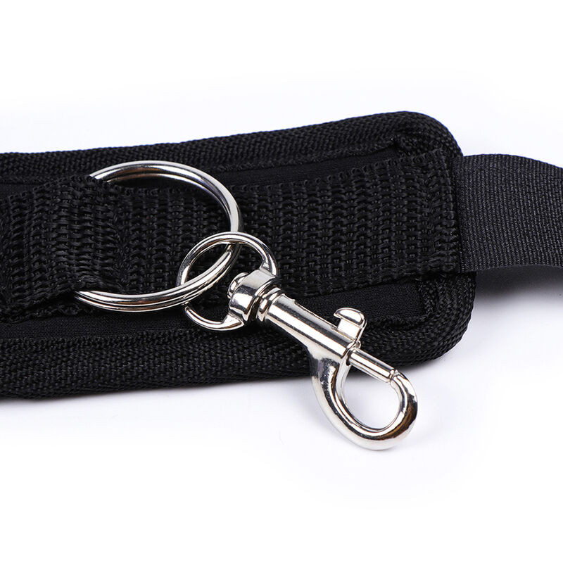 OHMAMA FETISH RESTRICCIONES MUNECAS CON VENTOSA