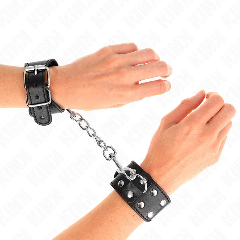 KINK MUNEQUERAS CON DOBLE LINEA DE TACHUELAS AJUSTABLE NEGRO