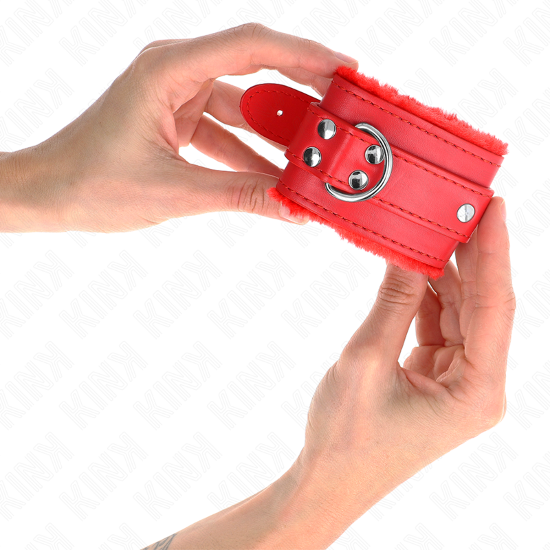 KINK MUNEQUERAS FORRADAS ROJO CON CORREA ROJO AJUSTABLE 20 29 CM X 55 CM