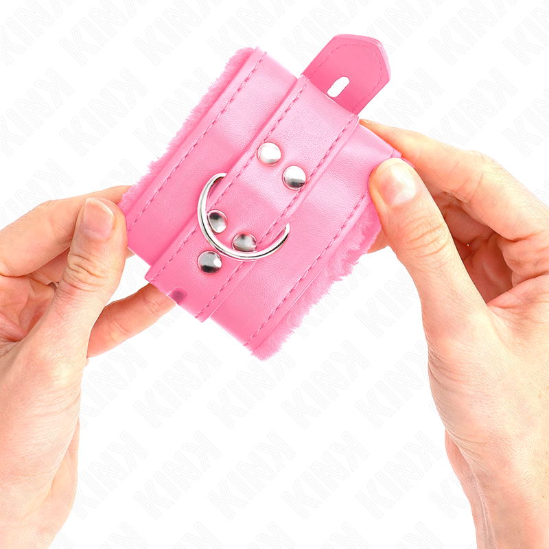 KINK MUNEQUERAS FORRADAS CON AGUJEROS CUADRADOS ROSA Y CORREA ROSA AJUSTABLE 17 29 CM X 6 CM