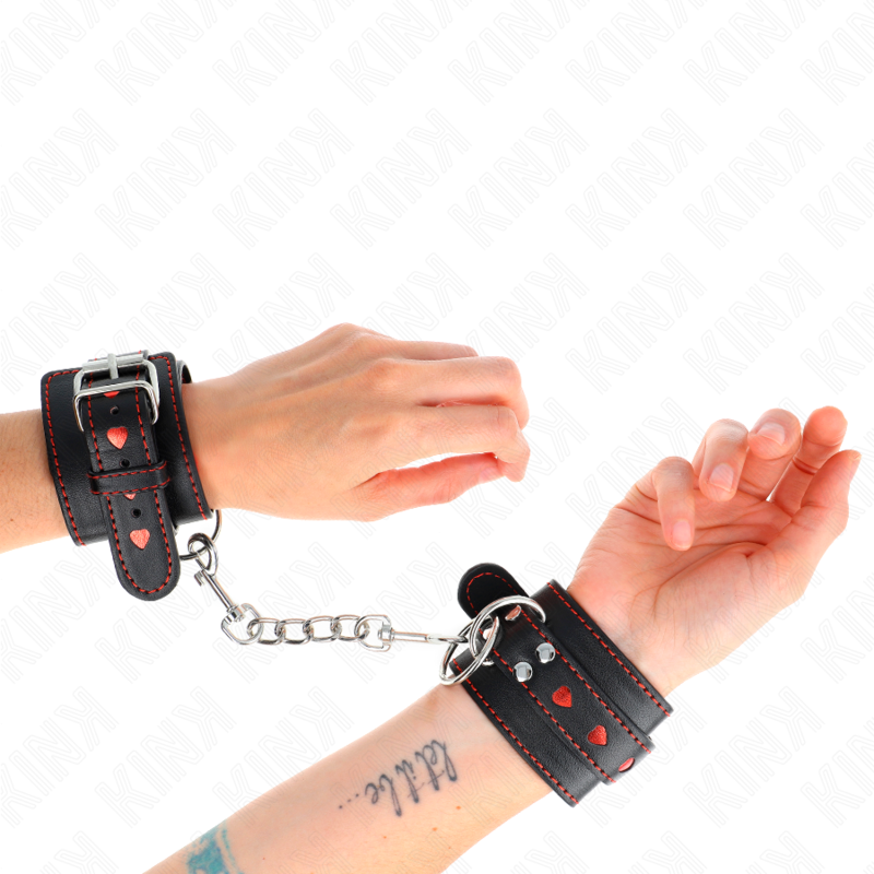 KINK MUNEQUERAS NEGRO CON INCRUSTACION DE CORAZON ROJO AJUSTABLE 21 28 CM X 55 CM