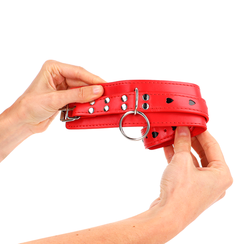 KINK MUNEQUERAS ROJO CON INCRUSTACION DE CORAZON NEGRO AJUSTABLE 21 28 CM X 55 CM