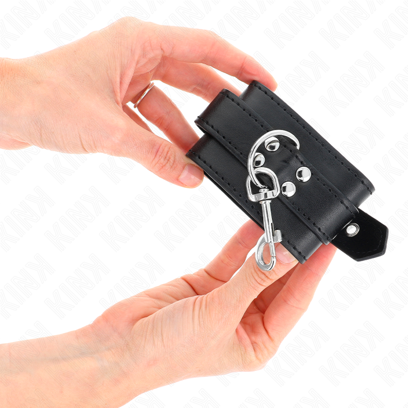 KINK MUNEQUERAS CON TACHUELAS NEGRO 35 X 6 CM