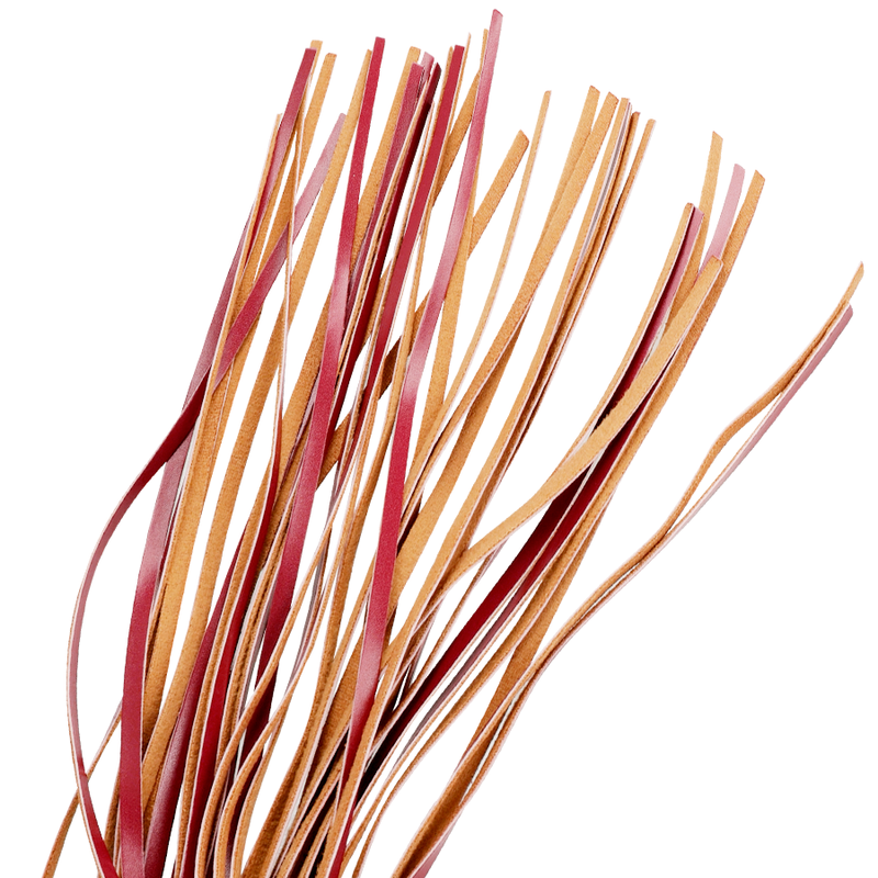 FETISH SUBMISSIVE DARK ROOM LATIGO CUERO VEGANO