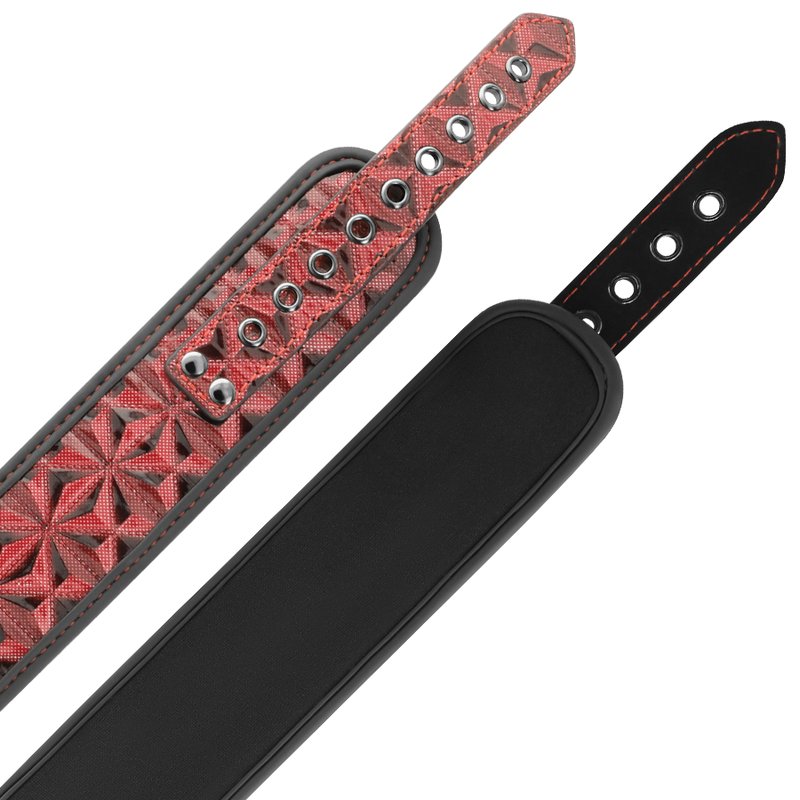 BEGME RED EDITION COLLAR CON CADENAS Y PINZAS PEZONES CON FORRO DE NEOPRENO
