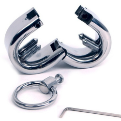 METAL HARD BRAZALETE TESTICULOS 2