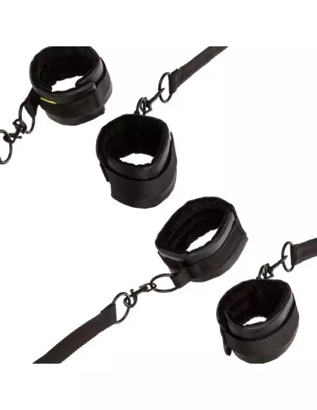 CALEXOTICS BOUNDLESS RED RESTRAINT SET RESTRICCION CAMA
