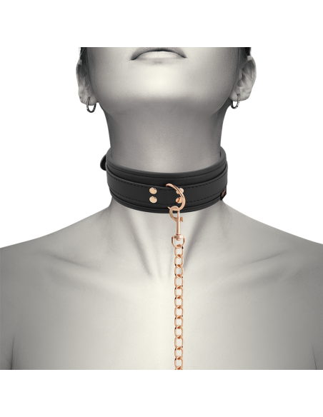 COQUETTE CHIC DESIRE FANTASY COLLAR CUERO VEGANO CON CORREA Y FORRO DE NEOPRENO