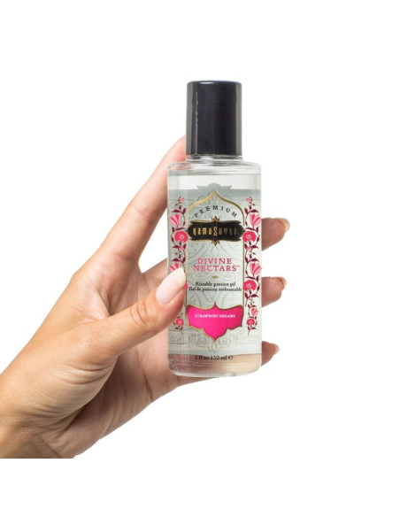 KAMASUTRA DIVINE NECTARS LUBRICANTE STRAWBERRY DREAM 150 ML KAMASUTRA DIVINE NECTARS LUBRICANTE STRAWBERRY DREAM 150 ML