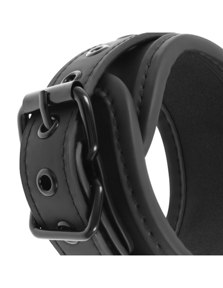 FETISH SUBMISSIVE COLLAR Y ESPOSAS CUERO VEGANO CON FORRO DE NEOPRENO FETISH SUBMISSIVE COLLAR Y ESPOSAS CUERO VEGANO CON FORRO DE NEOPRENO