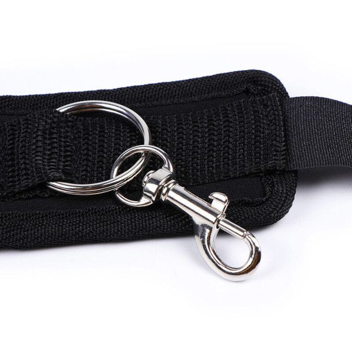 OHMAMA FETISH RESTRICCIONES MUNECAS CON VENTOSA