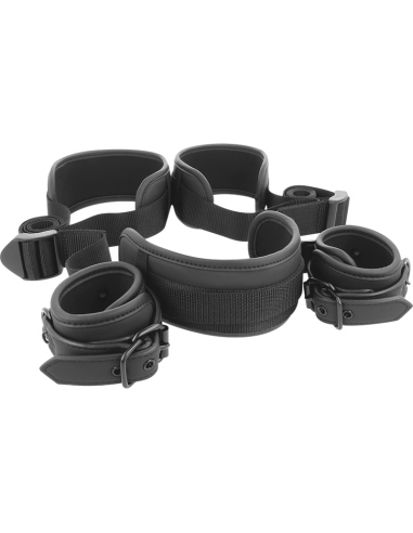 FETISH SUBMISSIVE POSICION MASTER CON 4 ESPOSAS CON FORRO DE NEOPRENO