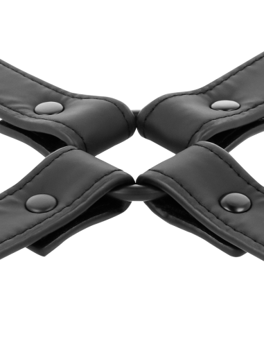 FETISH SUBMISSIVE UNION ESPOSAS CUERO VEGANO