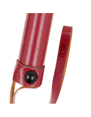 FETISH SUBMISSIVE DARK ROOM LATIGO CUERO VEGANO