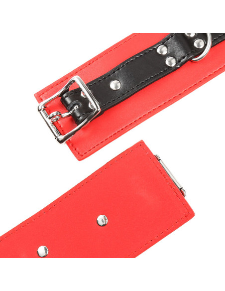 OHMAMA FETISH LOCKING BUCKLING WRIST RESTRAINTS OHMAMA FETISH LOCKING BUCKLING WRIST RESTRAINTS