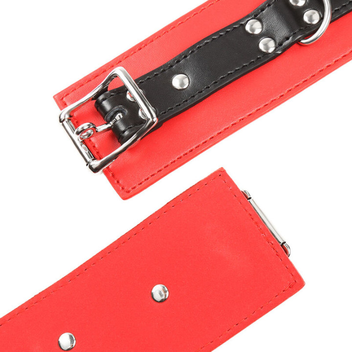 OHMAMA FETISH LOCKING BUCKLING WRIST RESTRAINTS